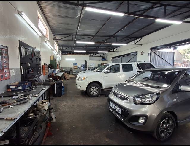 400M² SERVICE STATION FOR SALE IN SILVERTON